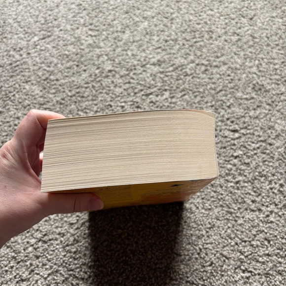 The Priory of the Orange Tree Samantha Shannon Paperback NYT Bestseller - Picture 4 of 7